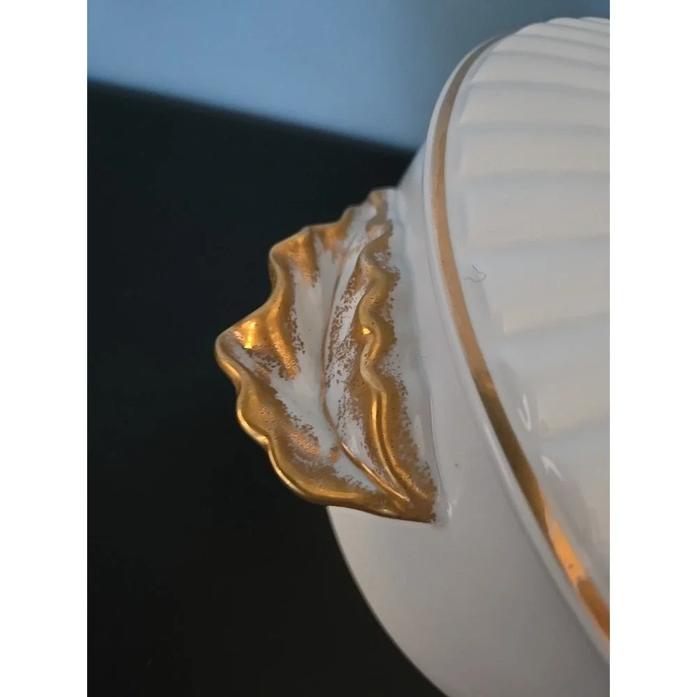 Vintage Porcelain Golden Heirloom - Oval Covered Casserole Oven To Table‎